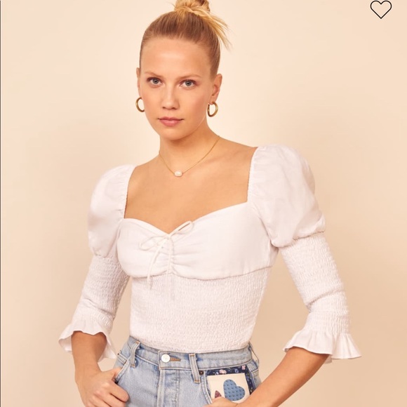 Reformation linen puff sleeve smocked top - Picture 2 of 4